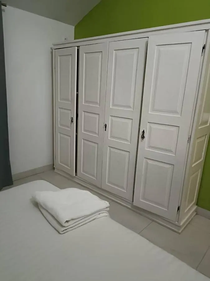 2 Chambres Salon Avec Piscine A Ngor-Almadies Dakar 0*,  Senegal